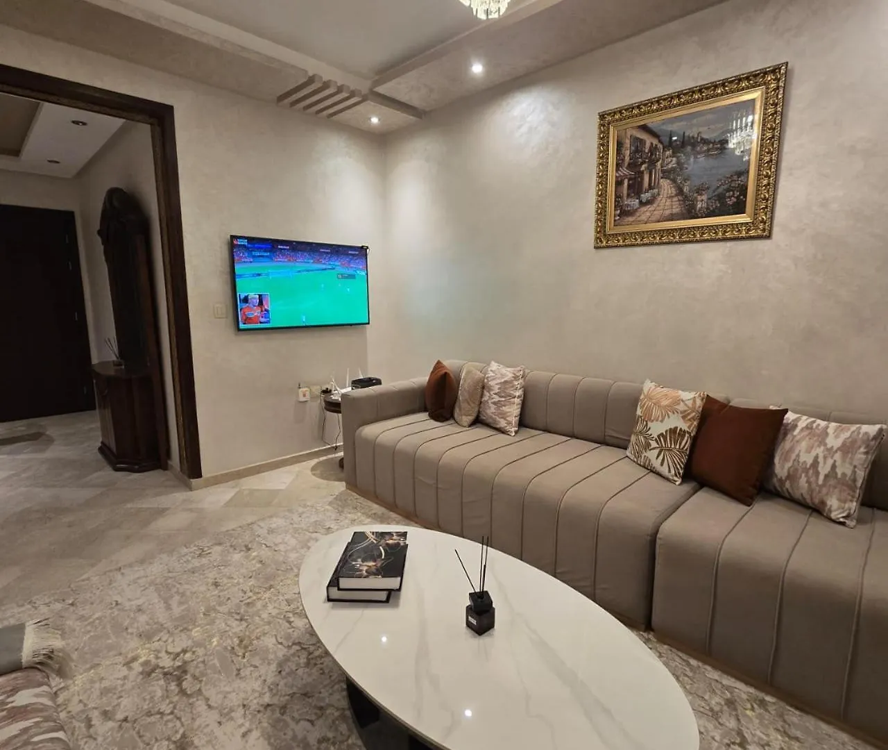 Luxury City Center Apartment Stay With 2 Pools Marrakesh 0*,  Morocco