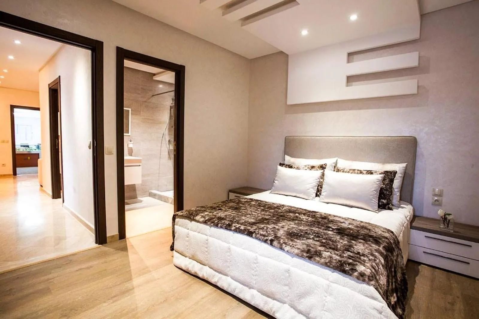 Luxury City Center Apartment Stay With 2 Pools Marrakesh